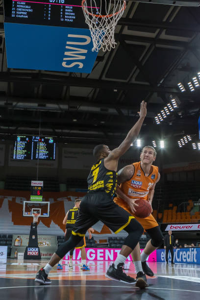 判判罚引发 判判罚引发